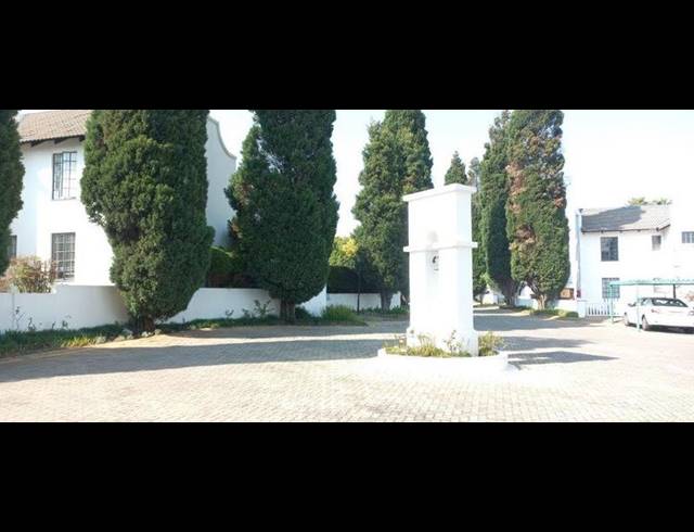 3 BEDROOM PROPERTY TO RENT IN DOWERGLEN